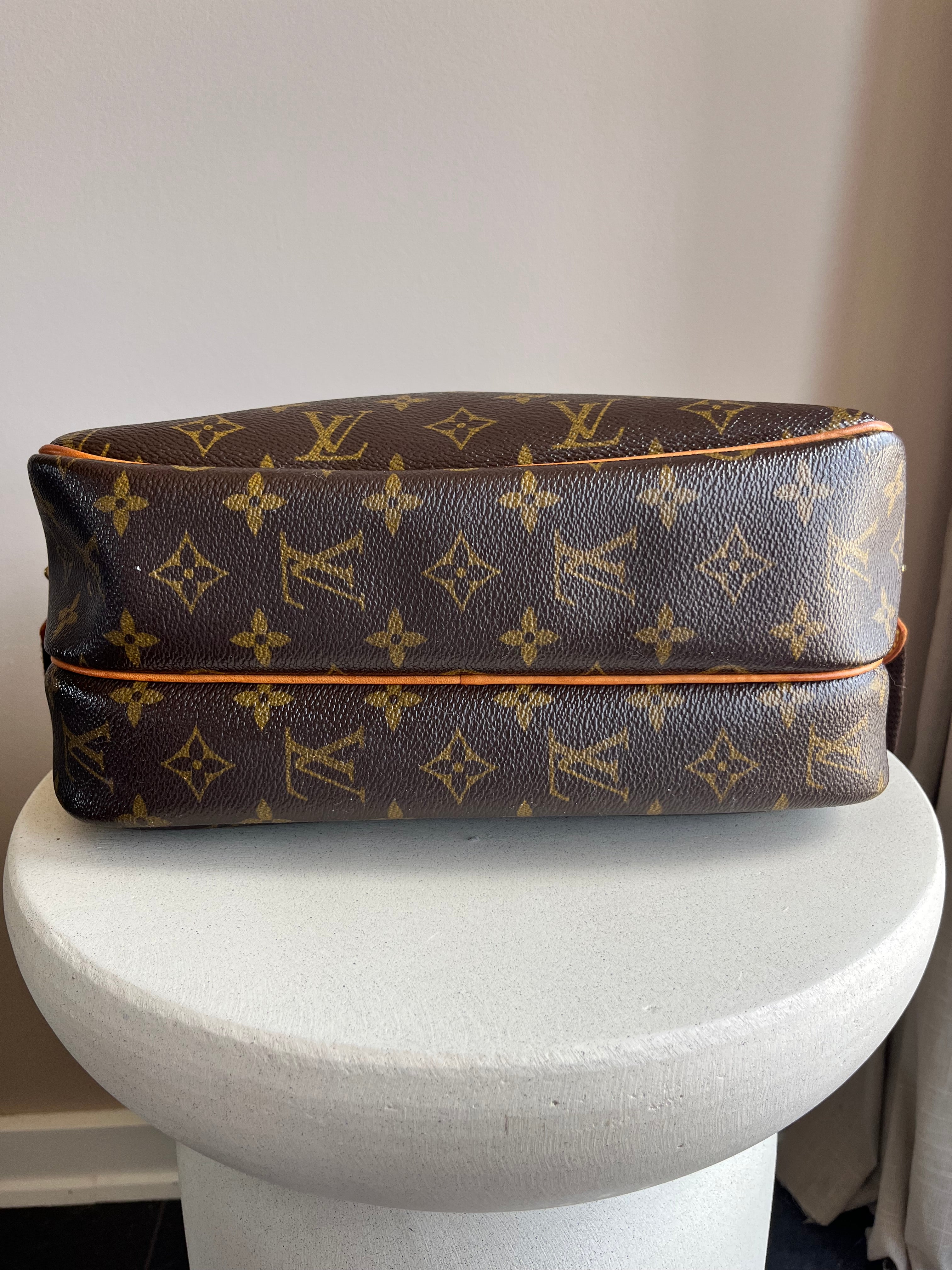 Louis Vuitton Reporter PM