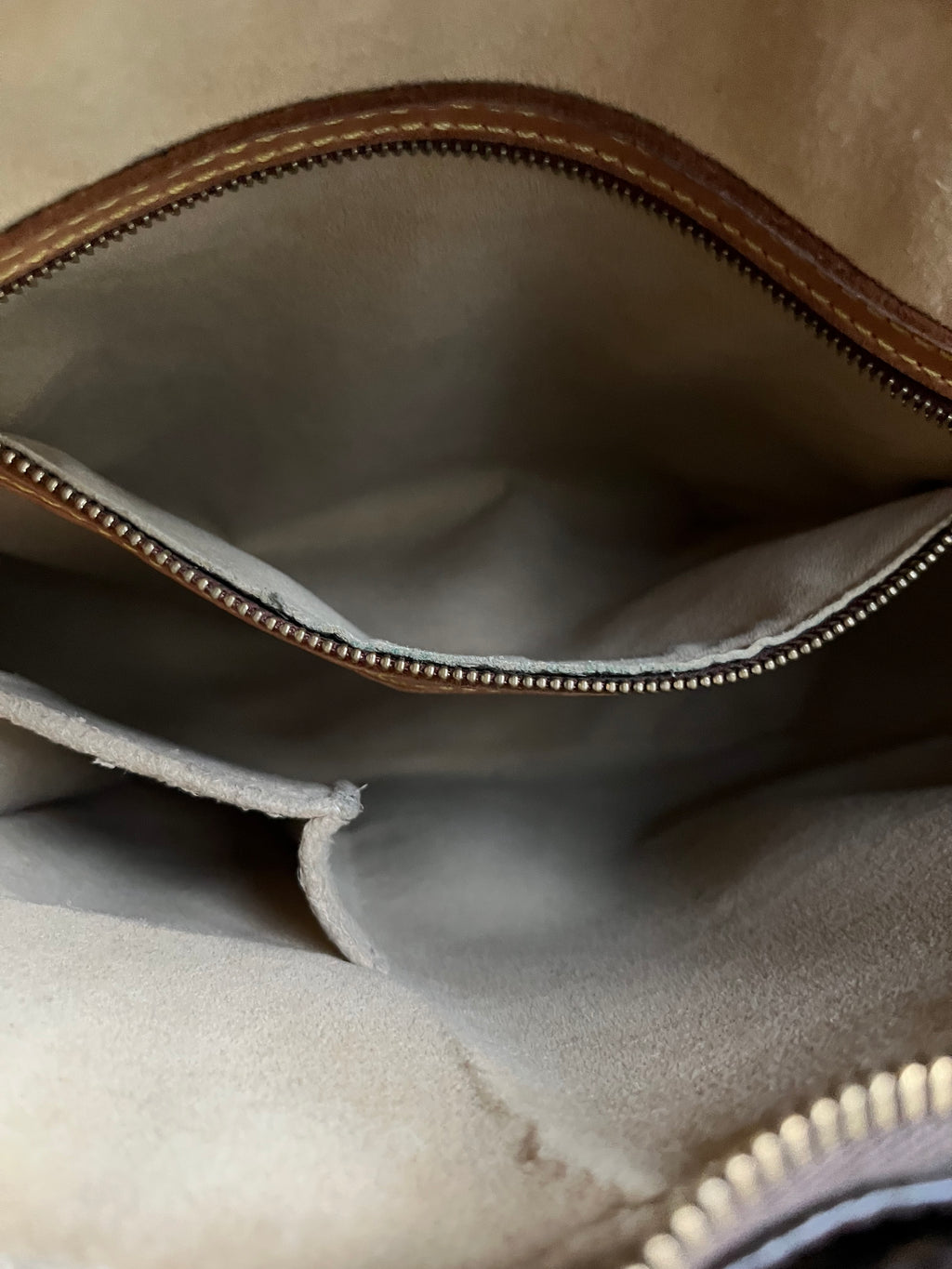 Louis Vuitton Looping GM