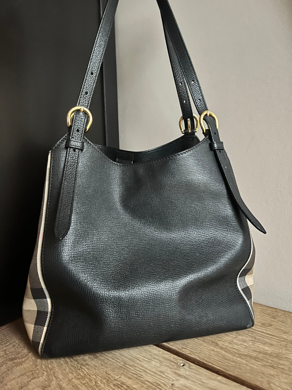 Burberry Canterbury tote