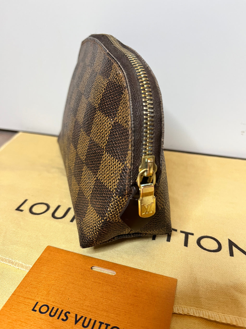 Louis Vuitton make-up Pouch