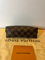 Louis Vuitton make-up Pouch