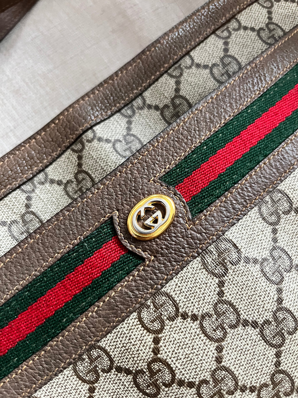 Gucci Sherry Line